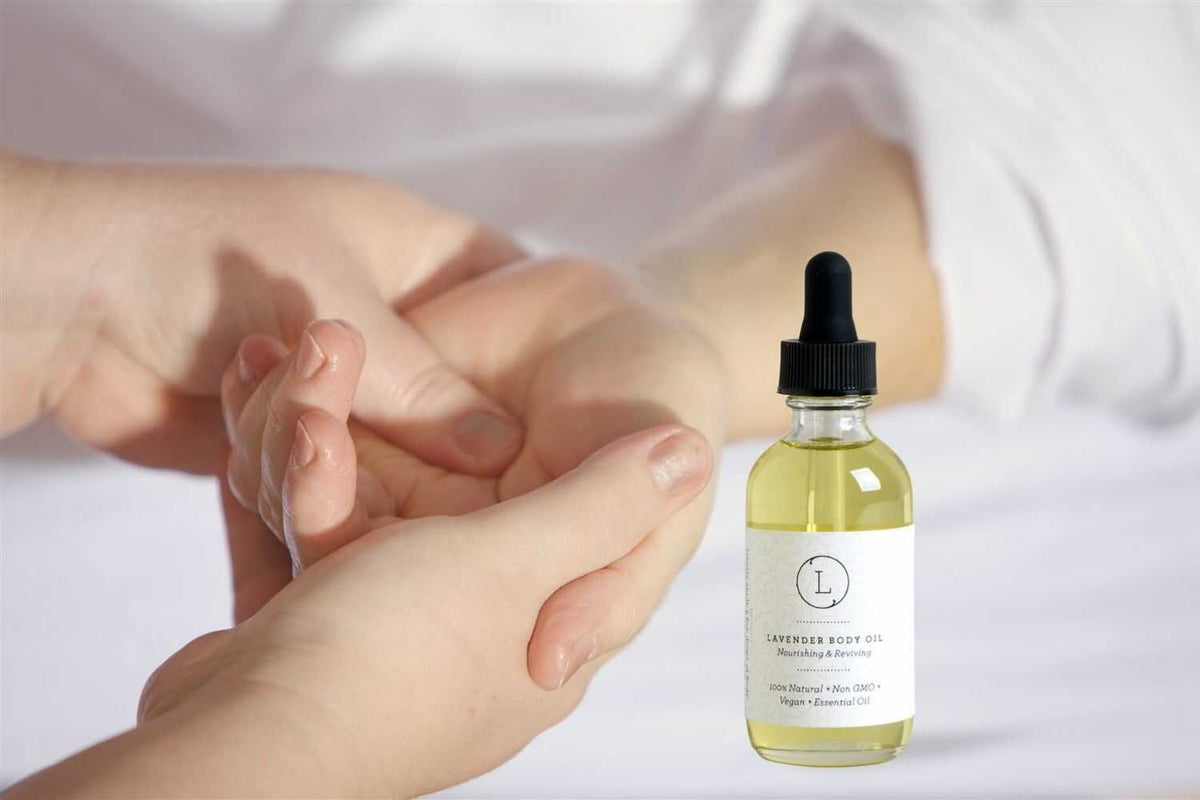 CBD Lavender Body Oil - Pure organic lavender essential oil body moisturizer | Lizush