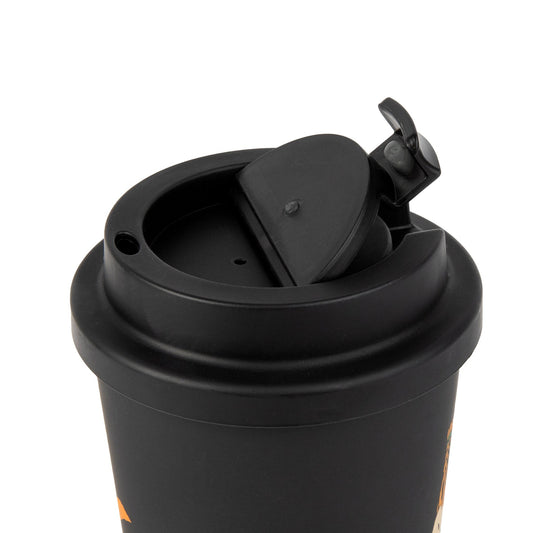 Detailed close-up view of the lid on Pippi Longstocking black biodegradable travel mug | Moomin by Nordicbuddies