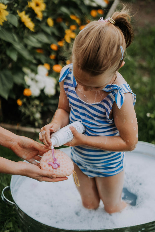 Texture of Kid's Shower Foam Pear COSMOS, 150ml - Fun and gentle pear-scented shower foam by LUUV.