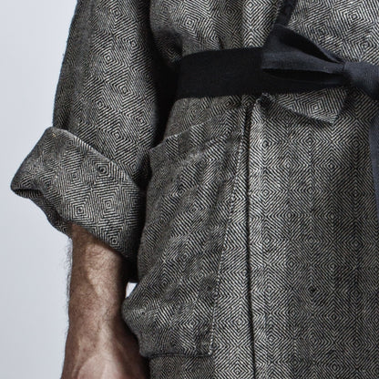 Linen Men's Bathrobe - Black Fishbone
