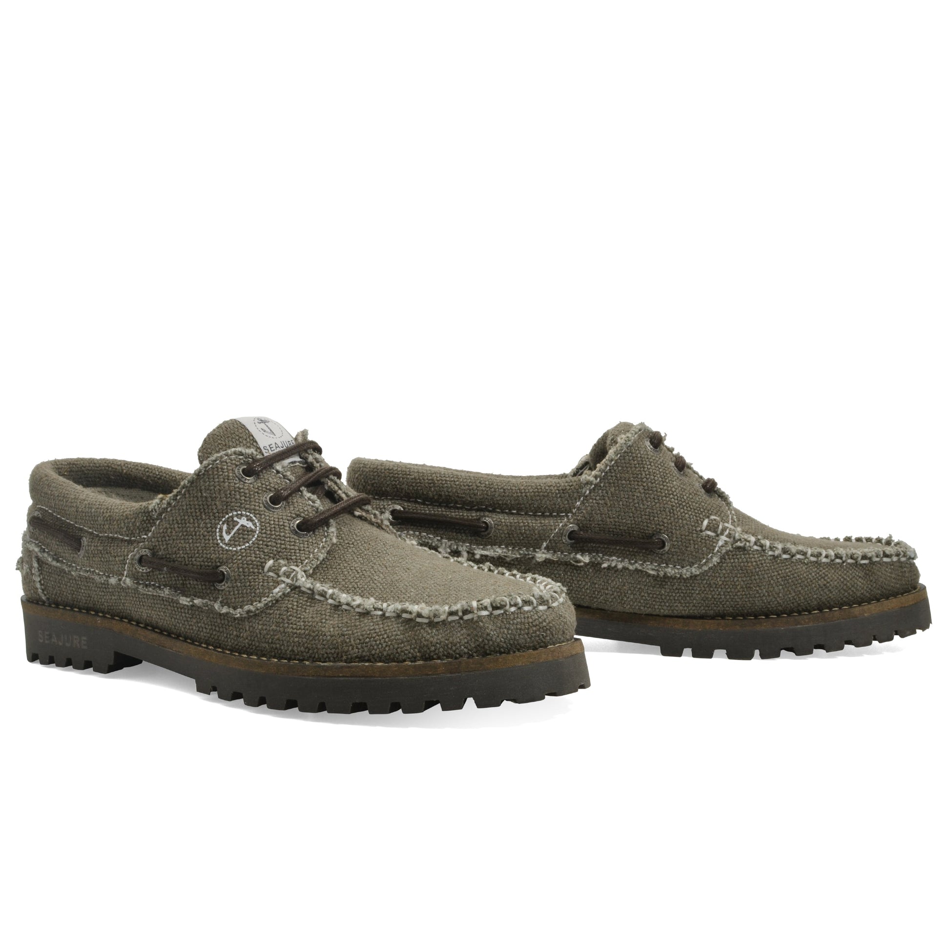 Pair of men's vegan hemp boat shoes Vik by Seajure - 3/4 perspective