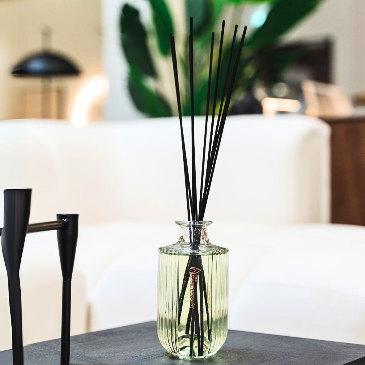 Luxury room diffuser 500ml with natural reed sticks - Breeze
