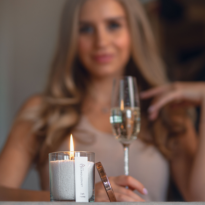 Artisanal powdered candle in glass for cozy home atmosphere - Dark Honey 160g
