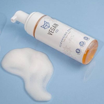 Reinigungsschaum für fettige und Mischhaut, 200 ml