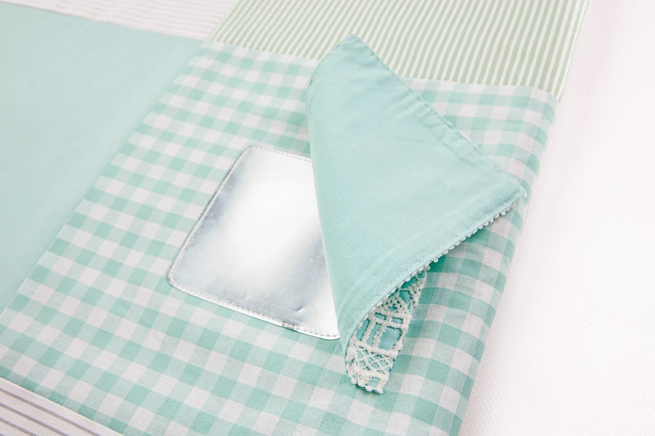 Detail of Karloova sensory play gym with baby-safe mirror, 100x100cm - MInt Green