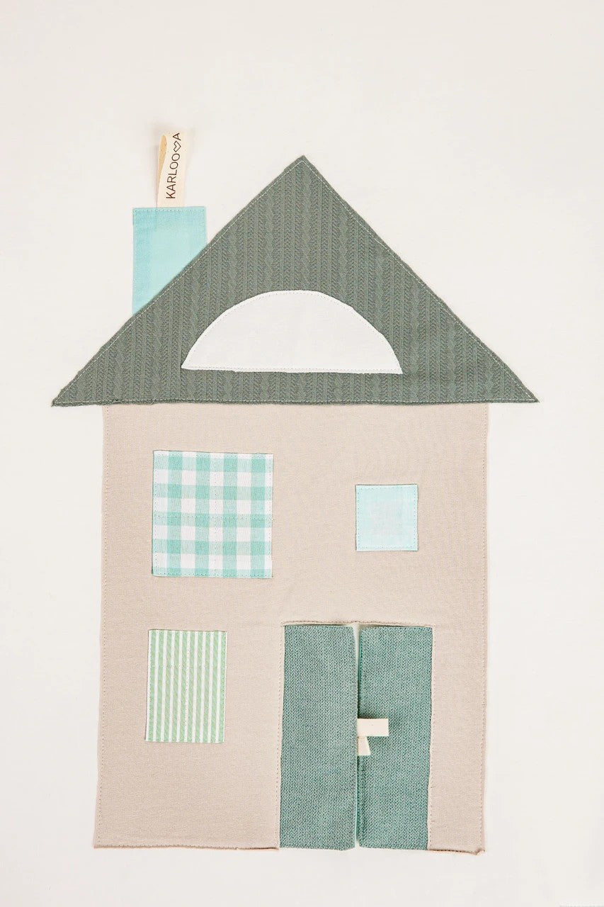 Detail design  of Karloova organic cotton baby activity mat with sensory play arches, 120x120cm - Mint Green