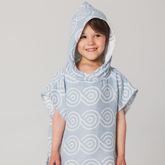 Soft bamboo baby bath poncho in Light Blue for toddlers