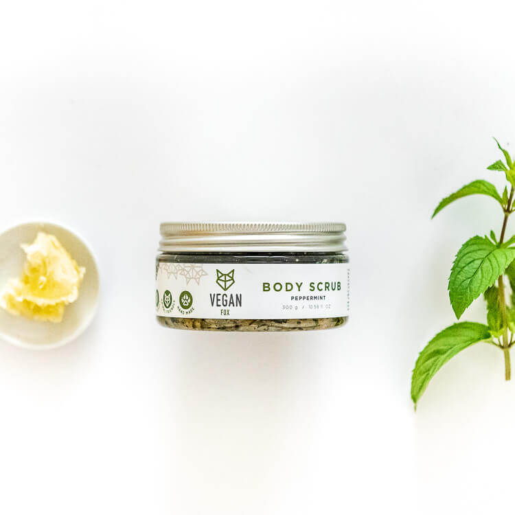 Vegan Fox Peppermint Body Scrub, 300 g natural exfoliating body scrub for smooth skin - That Green Store