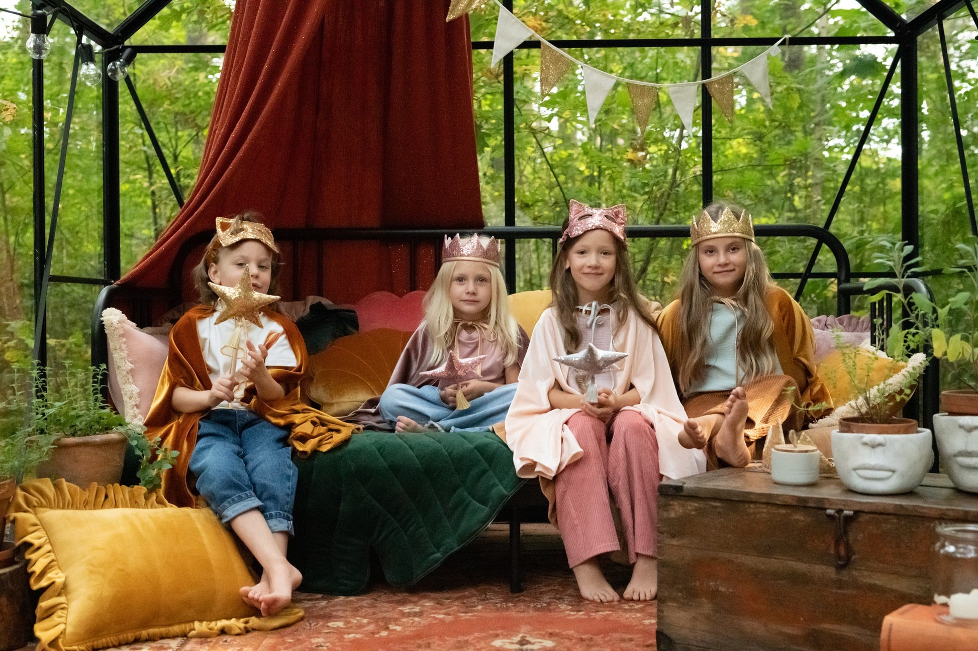 Lifestyle: Child wearing the Gold cat mask for a festive party