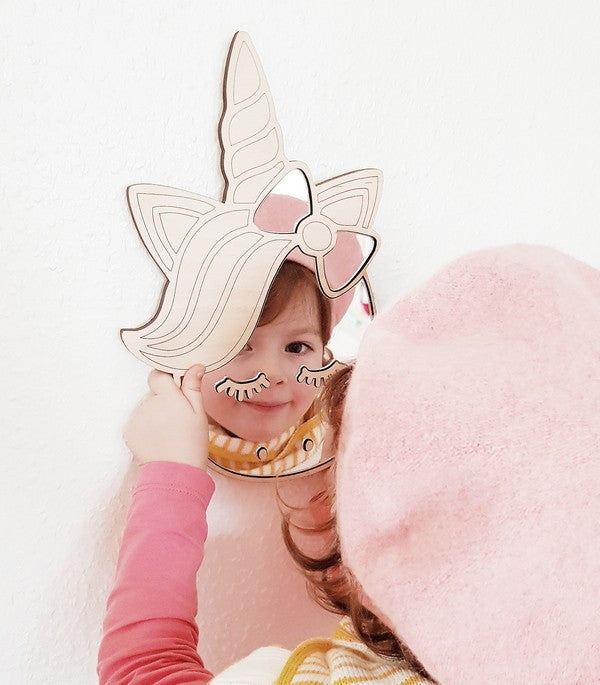 Kids Room Unicorn Mirror – Child-Friendly Acrylic & Wood