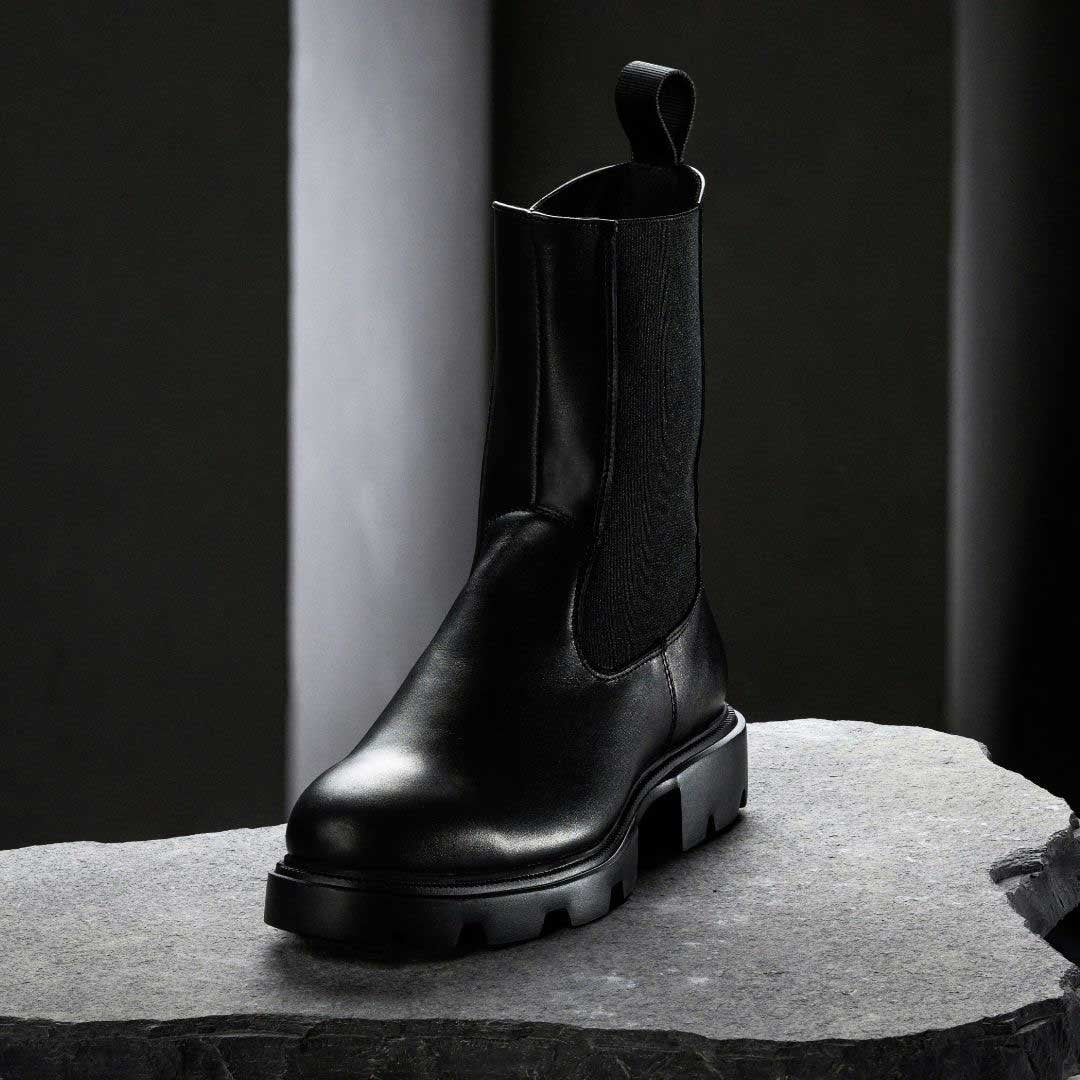 KIRA Chelsea Rebel Boots