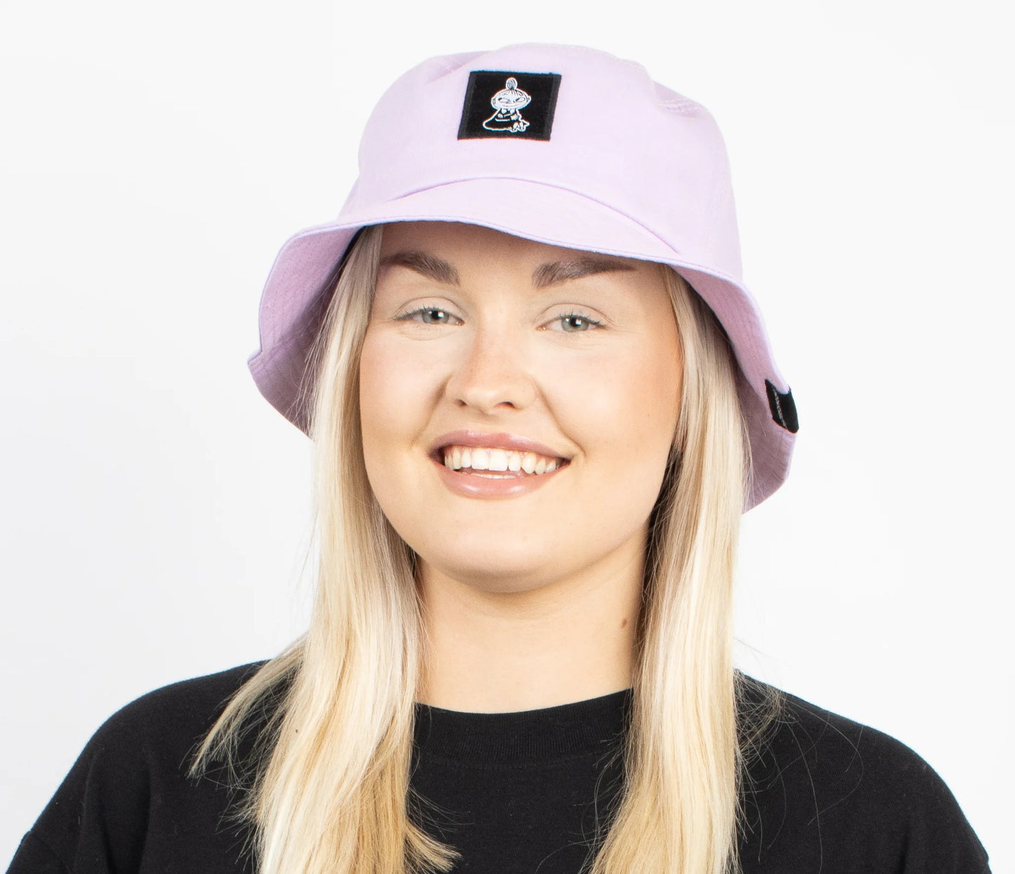Moomin Outdoor Gift Set: T-Shirt, Thermal Bottle & Bucket Hat