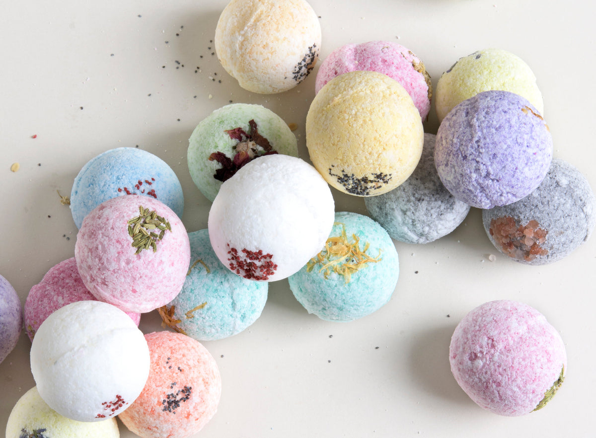 Natural Bath Bomb Gift Box – 12 Handmade Bath Bombs-4