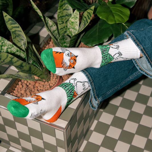 Model wearing Moomin Jungle white women's retro socks | Moomin by Nordicbuddies