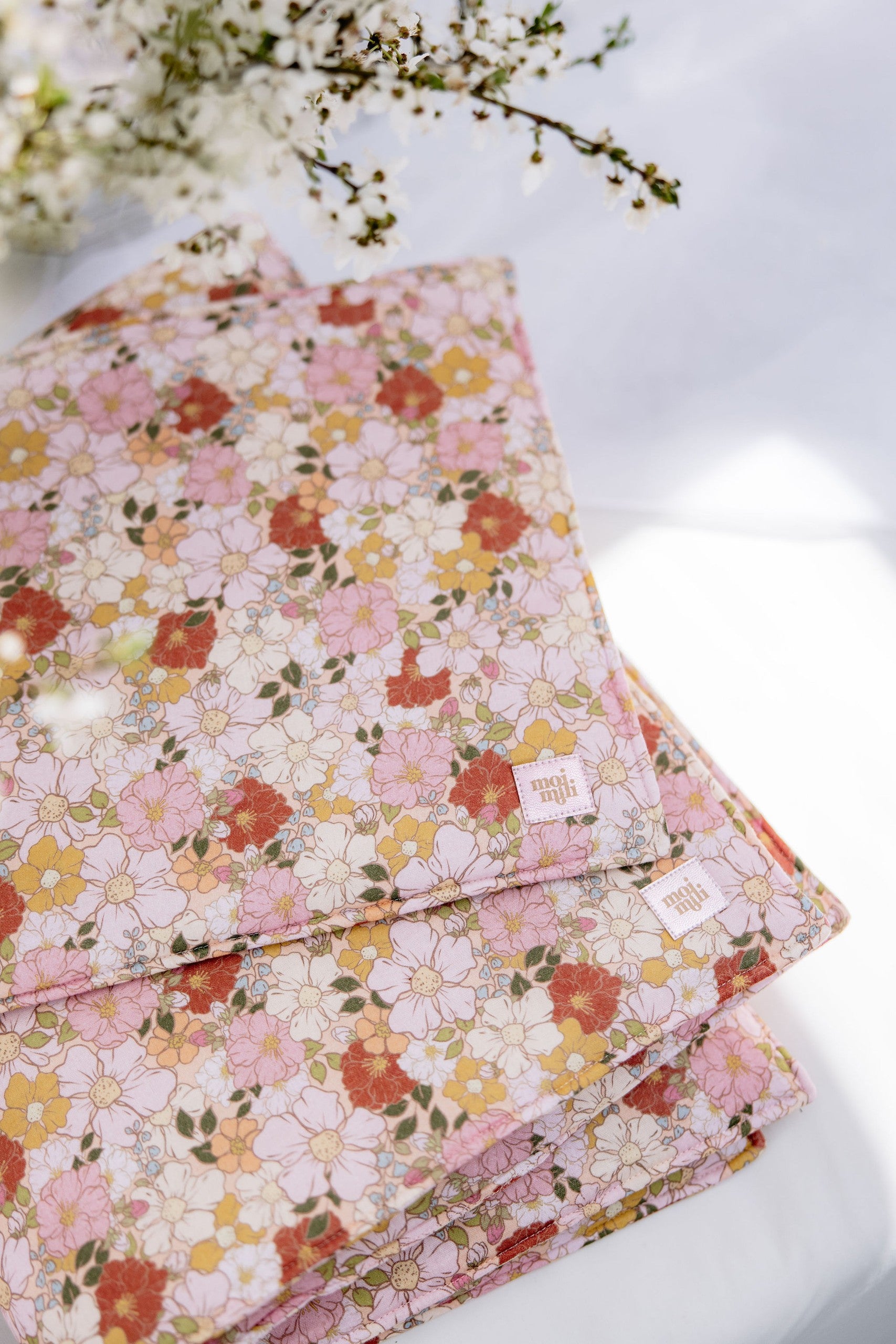 Handmade in Poland: Spring Garden muslin bedding for a classic nursery