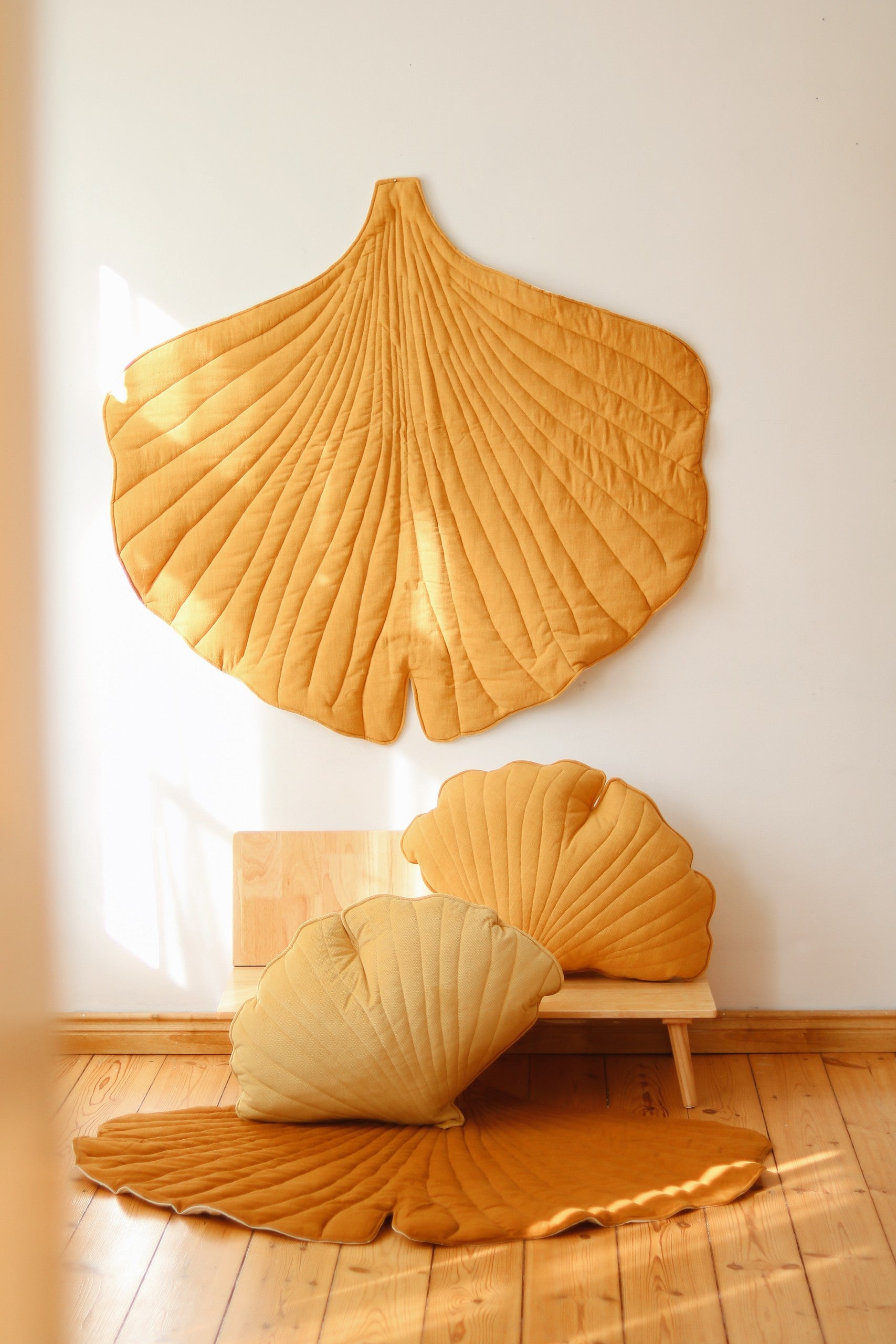 Handmade in Poland: OEKO-TEX certified Mango linen ginkgo playmat for nursery