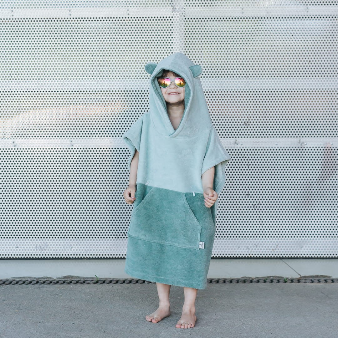 Absorbent bamboo-cotton surf animal hooded towel - Green