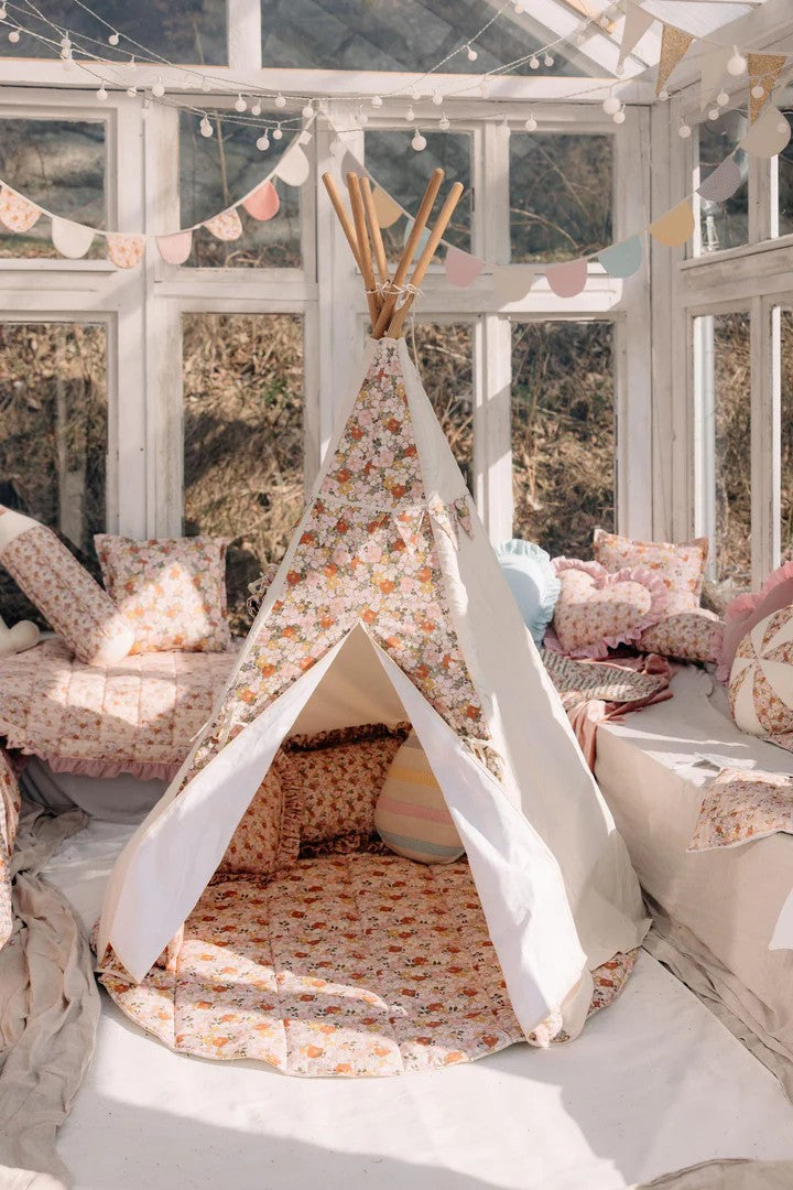 Handmade in Poland: OEKO-TEX certified green garden cotton teepee for kids playroom