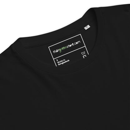 Zoom on the fabric texture and collar of the 1% Energy t-shirt. black