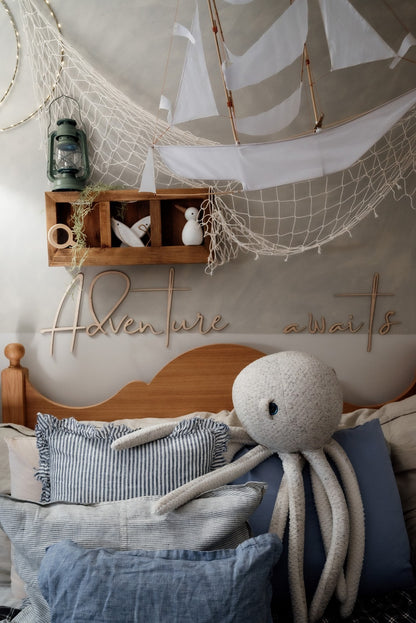 Wooden Wall Sign - Adventure Awaits